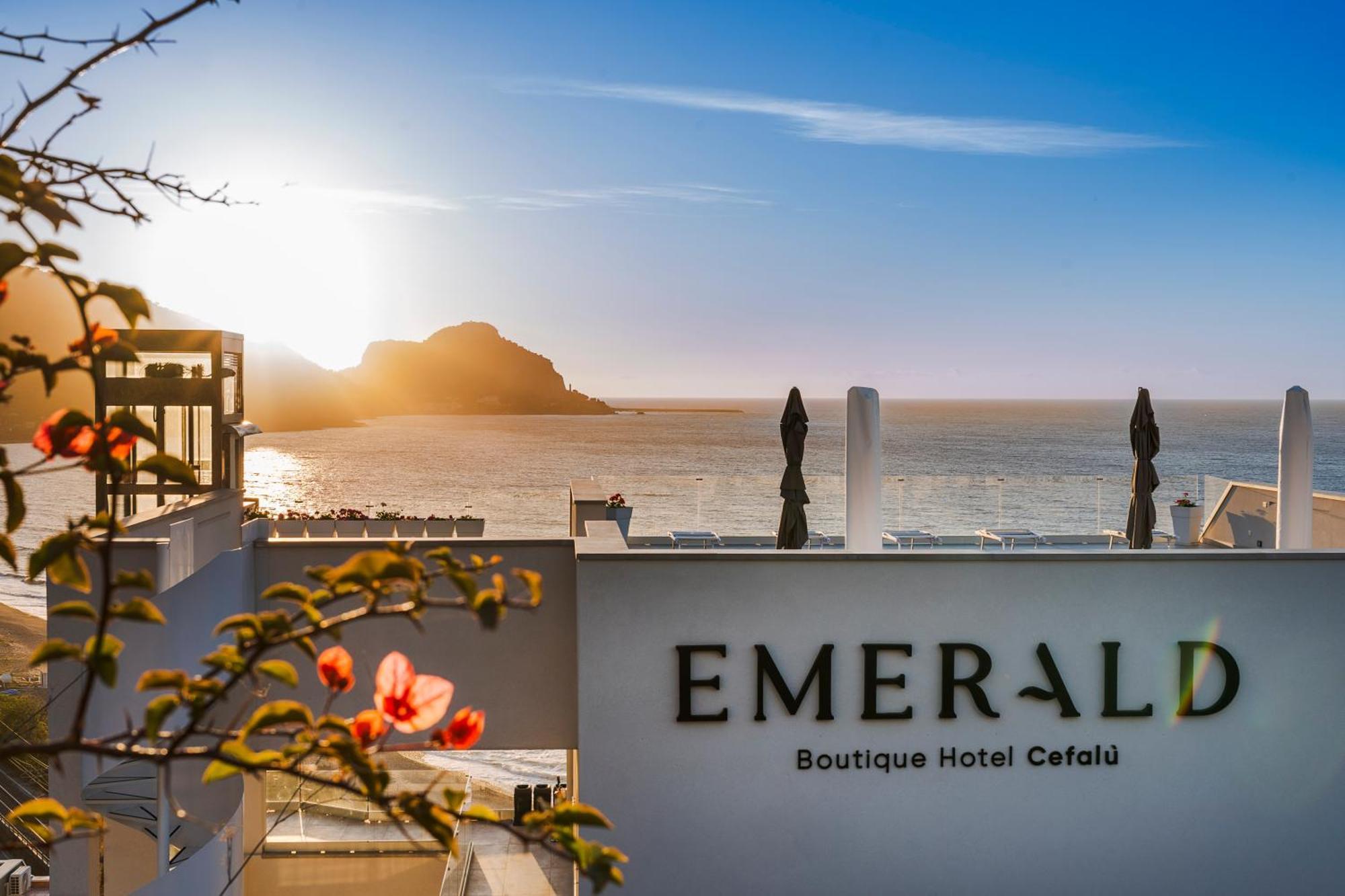 Emerald Hotel Residence Cefalù Eksteriør billede