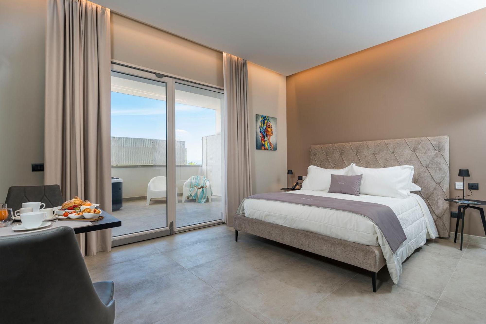 Emerald Hotel Residence Cefalù Eksteriør billede